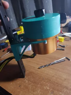 Water cooling pump support  