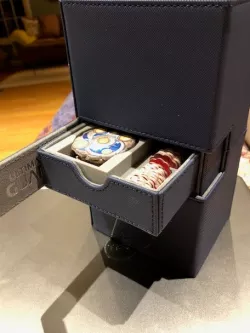 Keyforge token holder for Ultimate Guard