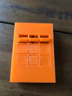 Tic-Tac-Toe Gift Box