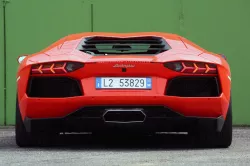 lamborghini aventador