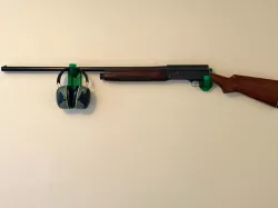 Adjustable wall hook