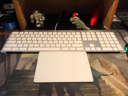 Apple Magic Keyboard 2 risers