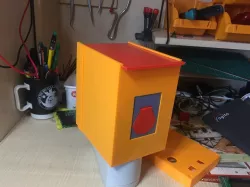 Cat Feeder