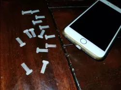 iPhone Plug Cover