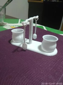 Salt shaker