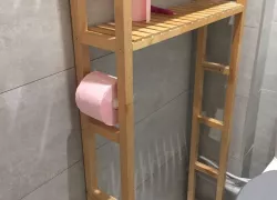 Toilet roll holder