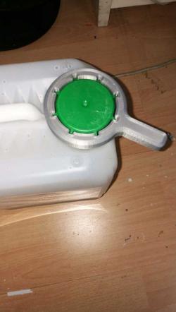 Labrotec Canister Wrench For DIN 45 Lids - Plastic Opener For 2/2.5/3/5/10/20 Litre Containers