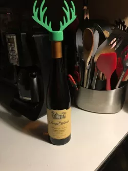 Caribooze Antlers Wine Bottle topper