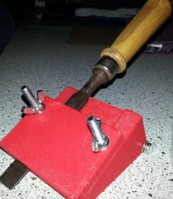 Chisel sharpener