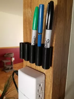 pen holder