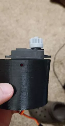 Rotation wrist deeper servo bed