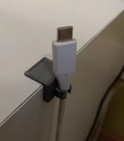 USB cable holder