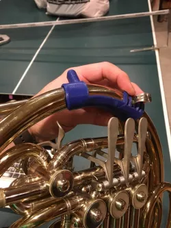 French horn hand rest