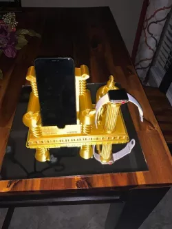 Iphone XS Max IWatch Airpod stand