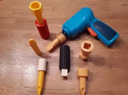 Screw driver, limited torque