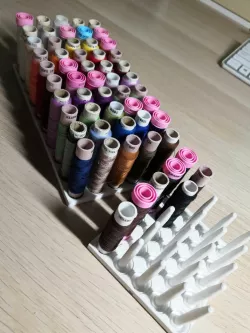 Thread spool stand