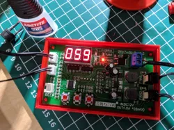 ZHIYU DC 12V 2 Way 3 Wire Fan Smart Temperature Controller Case