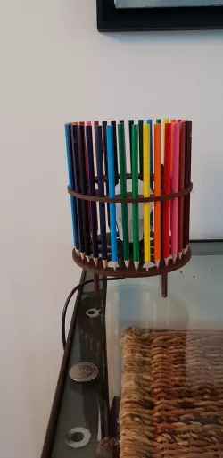 Lampe crayon - Pencil Lamp