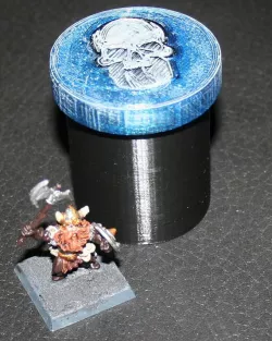 Miniature Holder With Screw on top (Skull)