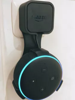 Amazon Echo Dot Gen.3 plug mount
