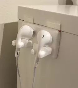 Apple earpod hanger
