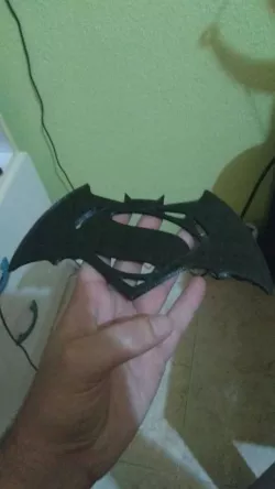 Custom Batarang Batman v Superman