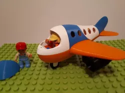 Duplo none-puzzle plane