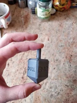 Easy To Print Dreidles \ Tops