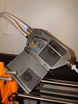 Filament sensor and cleaner
