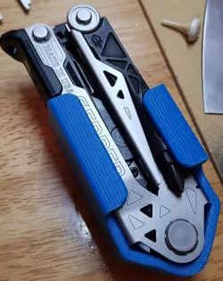 Gerber Center Drive Holster