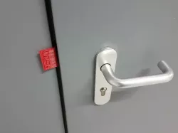 NoLock: door lock blocker
