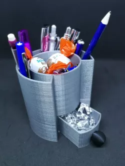 Pot à crayons fleuri / flower and pen pot