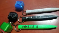 Stick it! pool cue/stick chalk holder