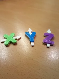 XYZ axis arrow