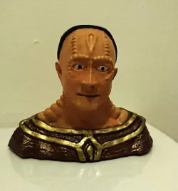 Cardassian bust