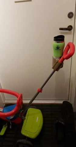Cup holder for 60 deg. 20mm pipe.