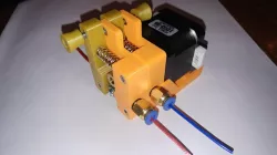 Doble Extrusor para montaje en Bowden con un sólo motor