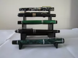 Fountain Pen Display Stand