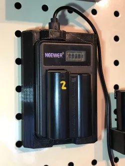 Neewer Battery Charger Mount for 1" Pegboard