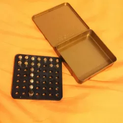 Nozzle storage box