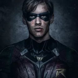 Robin cape clips from "Titans"