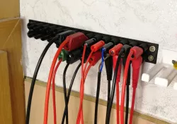 4mm Lab cable organizer | Banana Jack
