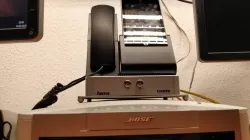 Phone rest for bent surface