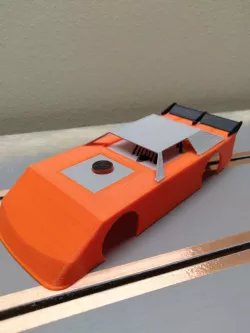 1/32 Dirt Late Model Slot Car (body and chassis)
