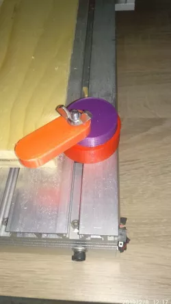 Clamping device for the CNC milling machine