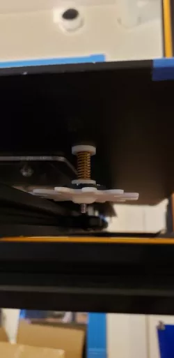 CR-10 S4 and CR-10 S5 Big Bed leveling knobs