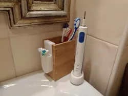 IKEA dragan electric toothbrush heads holder