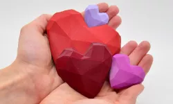 Lowpoly heart - 3D printed love from leftovers