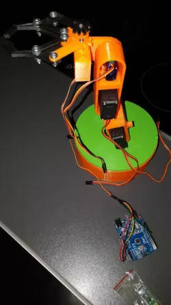 Robot arm
