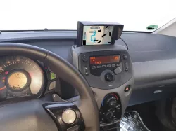TomTom 600 / 6000 holder for Peugeot 108 / Aygo / C1